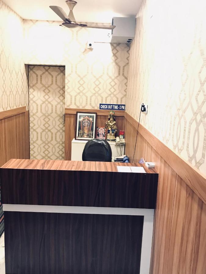 Lakshmi Tourist Home Ґуруваюр Екстер'єр фото